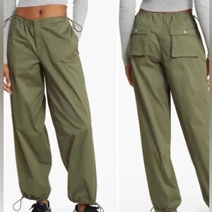 Pacsun Olive green parachute balloon pants NWT